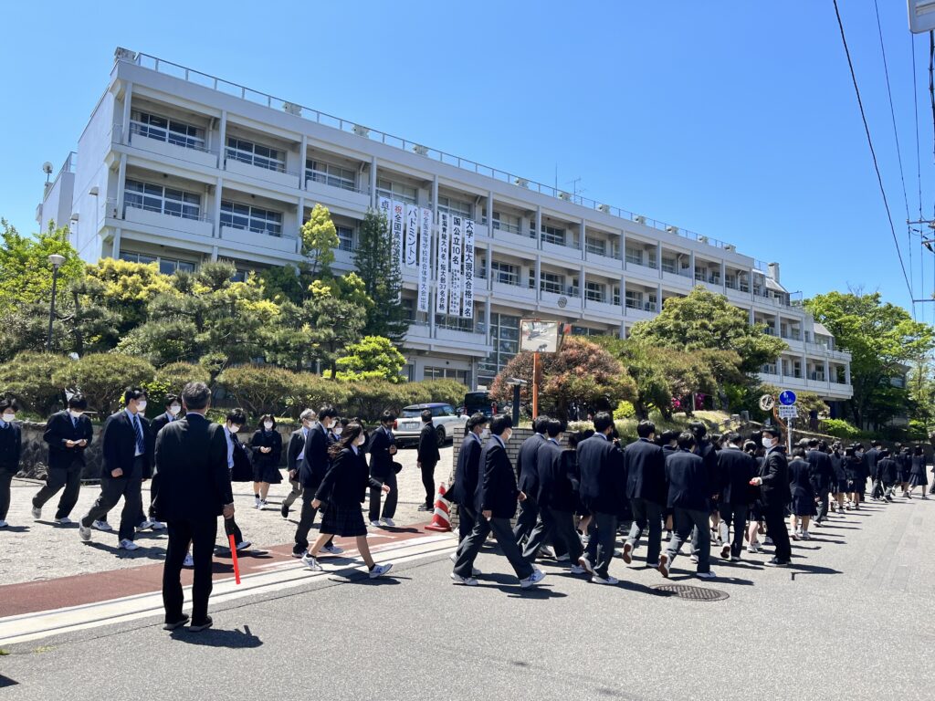 避難訓練を実施しました。