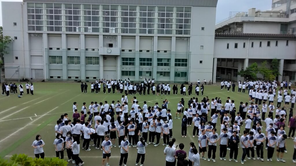 体育祭に向けて応援練習がおこなわれています。
