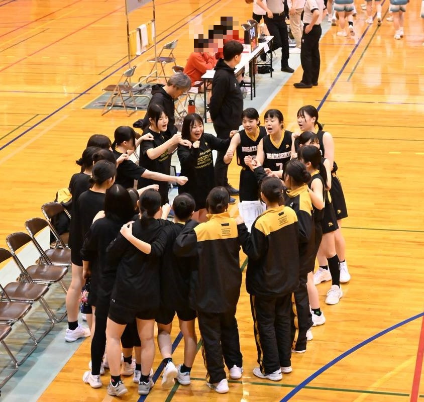 【女子バスケットボール部】近県バスケットボール選手権大会に出場しました。（GRADEⅡトーナメント 準優勝）