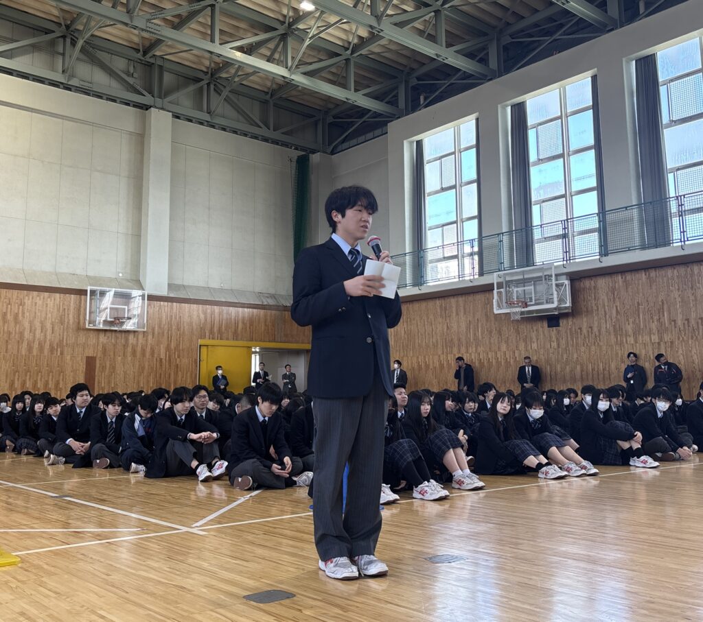 新入生歓迎会がおこなわれました。