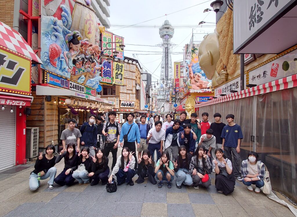 ２学年で修学旅行をおこないました。